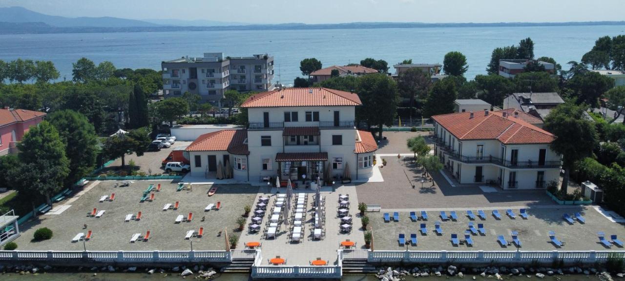 Hotel Villa Trieste Sirmione Eksteriør billede