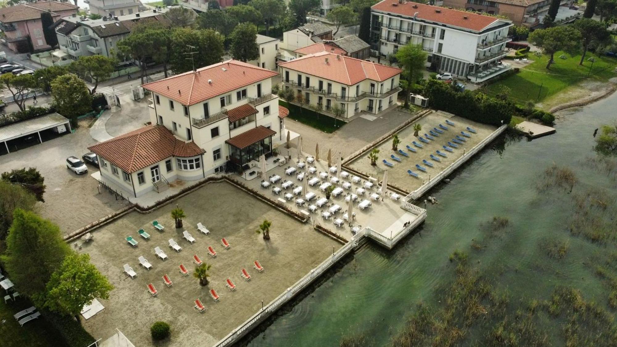Hotel Villa Trieste Sirmione Eksteriør billede