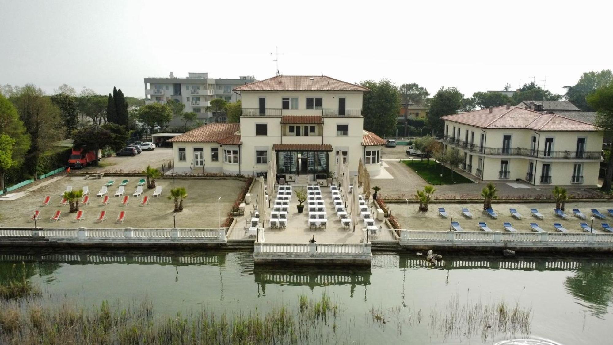 Hotel Villa Trieste Sirmione Eksteriør billede