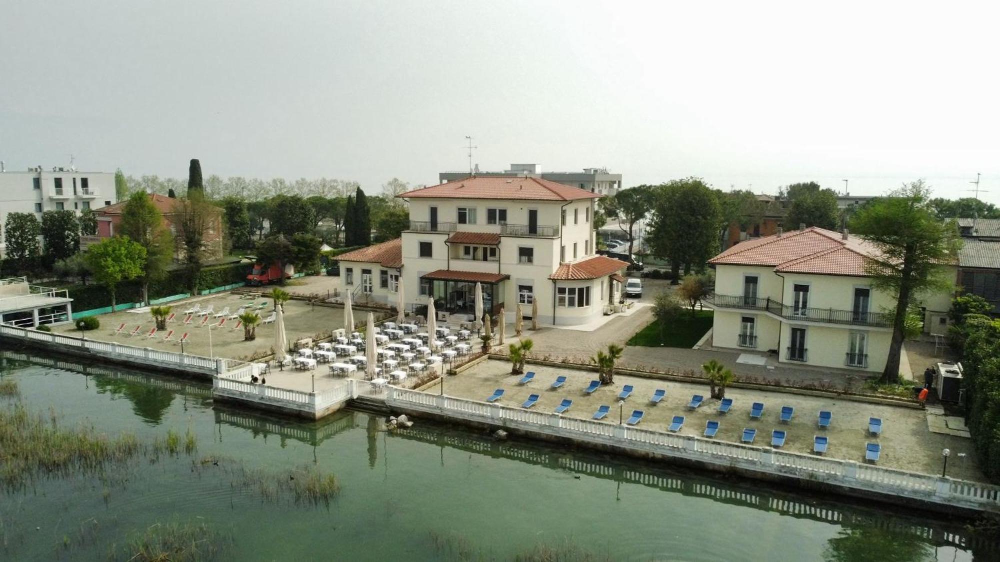 Hotel Villa Trieste Sirmione Værelse billede