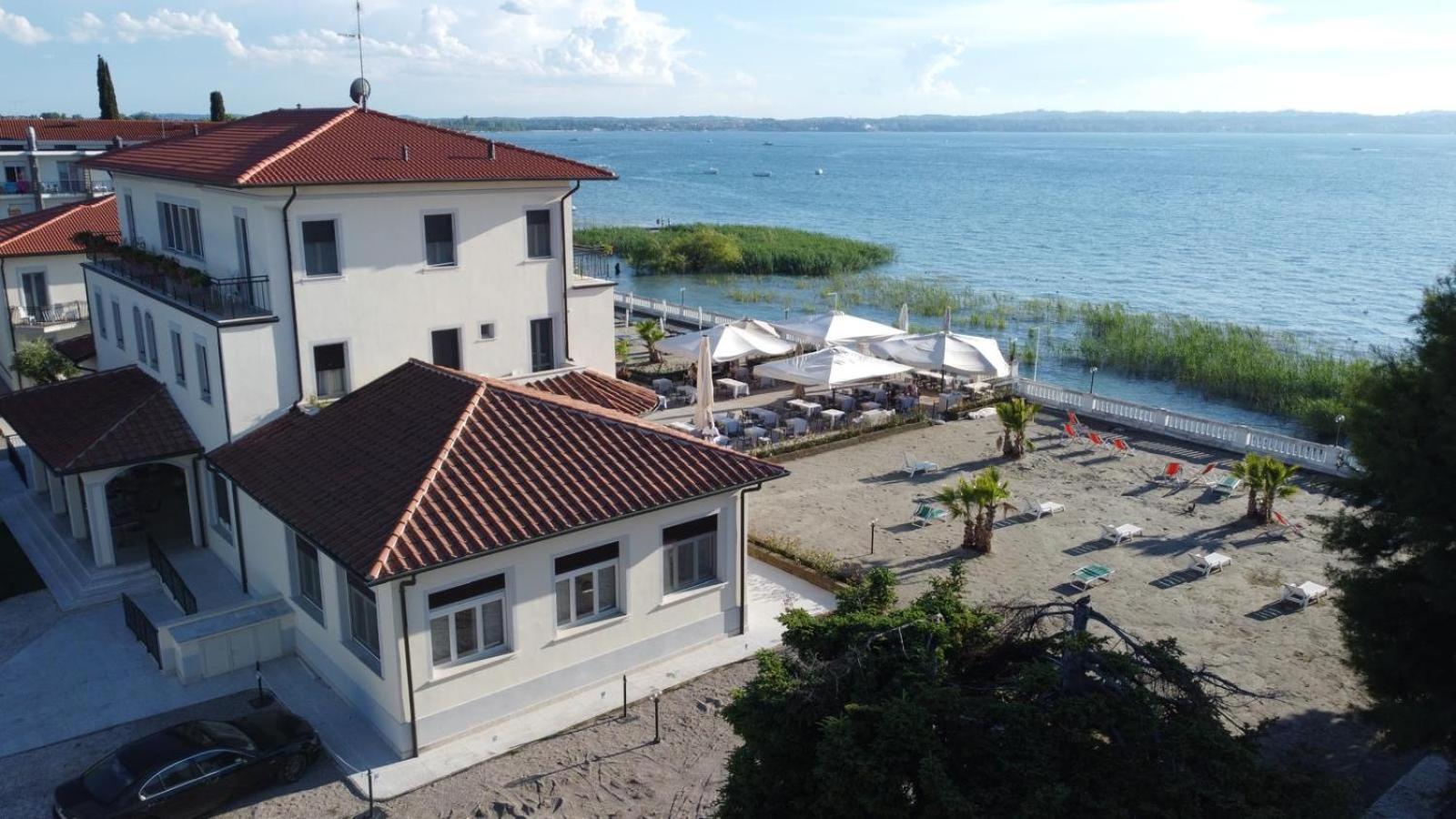 Hotel Villa Trieste Sirmione Eksteriør billede